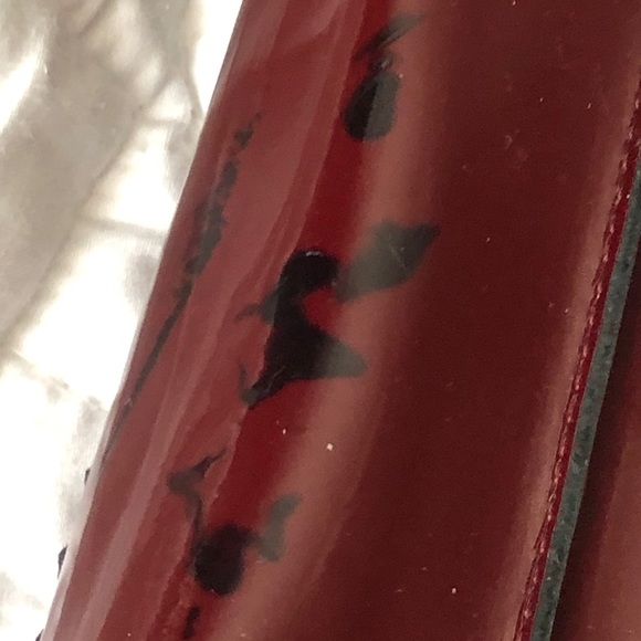 KATE SPADE BURGUNDY PATENT LEATHER FLATS NEVER WORN - Picture 8 of 11